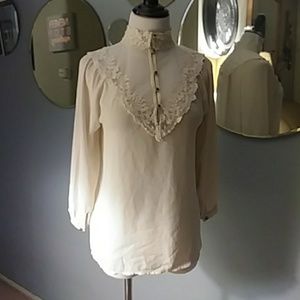 Beautiful lightweight lace blouse